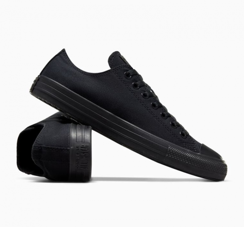 Black Converse Chuck Taylor All Star Classic Men's Low Tops | NZ HZMAU9421