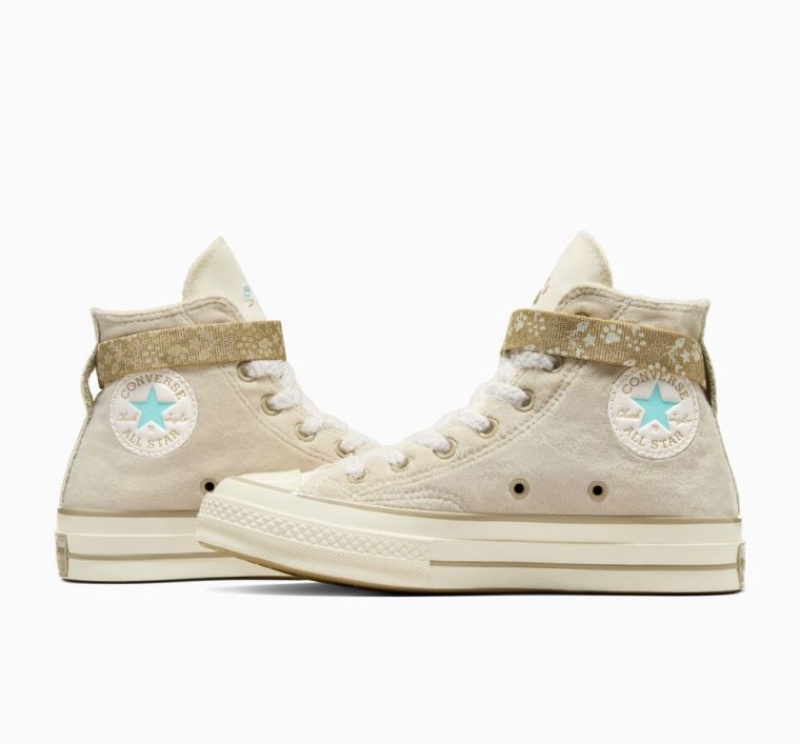 White Converse Chuck 70 Cat Inspired Women's High Tops | NZ MJTAG0751